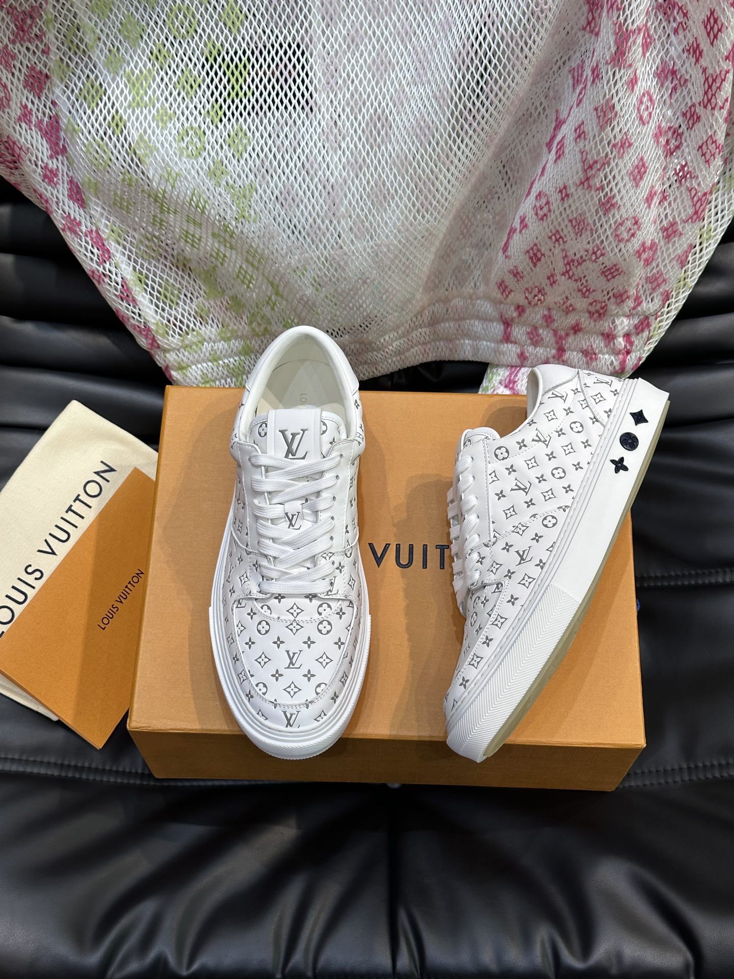 Louis Vuitton Low Shoes